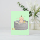 Carte Postale Bébé pendant le bain (Debout devant)