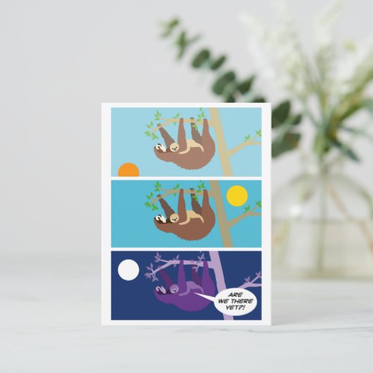 Carte Postale Bébé Sloth (Debout devant)