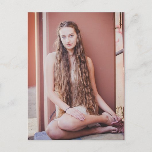 Carte Postale Belle beauté naturelle aux cheveux longs (Devant)