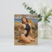Carte Postale Belle combinaison de bain (Debout devant)