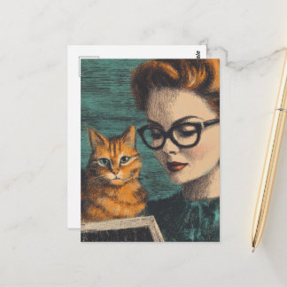 Carte Postale Belle Dame Vintage et son Chat en Lecture