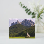 Carte Postale Belle église isolée et solitaire appelée Rainui 2 (Debout devant)