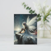 Carte Postale Belle Fée assise sur une falaise (Debout devant)