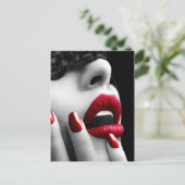 Carte Postale Belle Femme Avec Masque De Dentelle Noire (Debout devant)