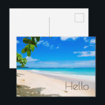 Carte Postale Belle plage tropicale ensoleillée Photo Bonjour<br><div class="desc">Carte postale avec une belle photo. Une plage de sable blanc à l'eau bleue azur. Image relaxante avec un ciel ensoleillé et un surf doux en mousse avec quelques mignons feuilles tropicaux encadrant l'image.</div>