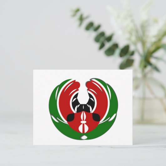 Carte Postale Belle Tapisserie kenyane : Drapeau kényan Papillon (Debout devant)