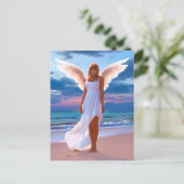 Carte Postale Belles Femmes avec des ailes d'ange sur une plage (Debout devant)