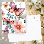 Carte Postale Belles papillons et fleurs se portent bien bientôt<br><div class="desc">Des papillons et des fleurs aquarelles décorent cette carte de voeux personnalisée avec un message de bienvenue. Customisez-le en ajoutant votre propre texte à l'avant ou à l'intérieur de la carte. Disponible aussi sous forme de cartes pliées, de cartes postales et de téléchargements numériques. Envoyez-moi un message si vous voulez...</div>