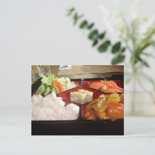 Carte Postale bento (Debout devant)