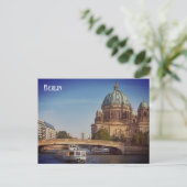 Carte postale Berlin (Debout devant)