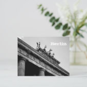 Carte Postale Berlin - Brandenburger Tor (Debout devant)