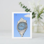 Carte postale Bethany Clock et Kite (Debout devant)