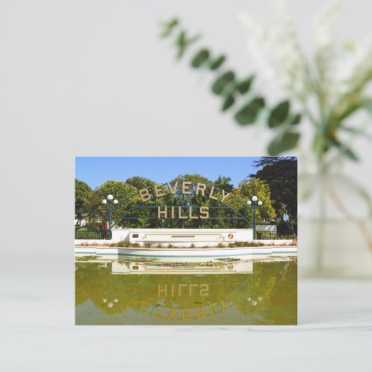 Carte postale Beverly Hills (Debout devant)