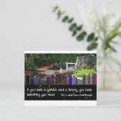 Carte Postale Bibliothèque de jardin (Debout devant)