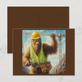 Carte Postale Bigfoot le travailleur du bâtiment (Devant / Derrière)