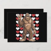 Carte Postale Bigfoot Valentines Jour Coeurs Drôle Sasquatch Amo (Devant / Derrière)