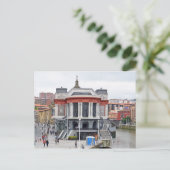Carte Postale Bilbao. Le marché de Ribera. Mercado de la Ribera. (Debout devant)