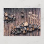 Carte Postale Bird house sur un mur en bois, plaisir que nous av (Devant)