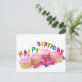 Carte Postale Birthday-cake-happy.jpg (Debout devant)