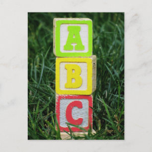 Carte Postale Blocs ABC dans l'herbe