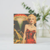 Carte Postale Blond et l'Imaginaire scifi du désert de la Pyrami (Debout devant)