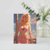 Carte Postale Blonde en rose (Debout devant)