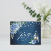 Carte Postale Blue Hydrangea Lantern Bois RSVP Choix de repas (Debout devant)