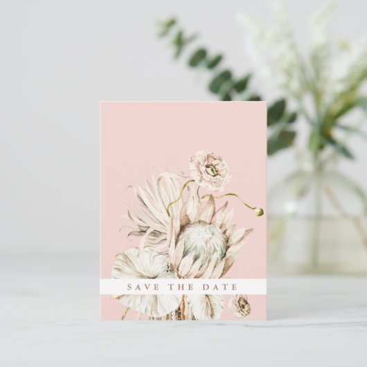 Carte Postale Boho Protea Pampas Grass Blush Enregistrer la date (Debout devant)