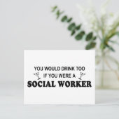 Carte Postale Boire aussi - Travailleur social (Debout devant)