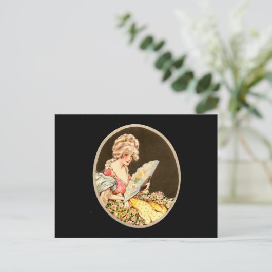 Carte Postale Boîte à Chapeau (Debout devant)