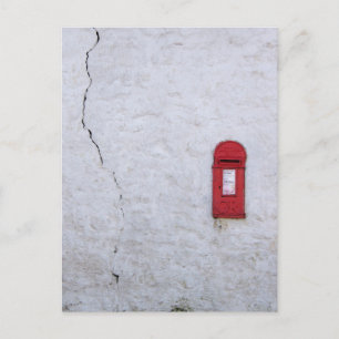 Carte Postale Boîte aux lettres d'une maison fissurée