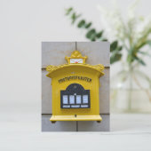 Carte Postale Boîte aux lettres jaune vintage, Dresde, Allemagne (Debout devant)