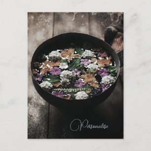 Carte Postale Bol floral d'eau de fleurs de prairie rustique