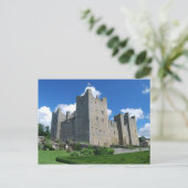 Carte postale Bolton Castle (Debout devant)