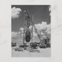 Bombe atomique Jumbo positionnée pour le test de t