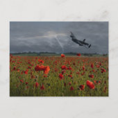 Carte Postale Bombe De Lancaster Sur Un Champ De Populations (Devant)