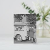 Carte Postale Bon Humour Camion à glace (Debout devant)