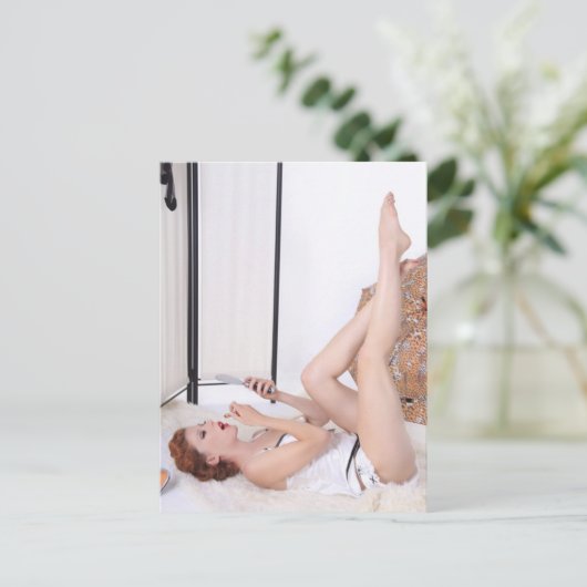 Carte Postale Bonjour (Debout devant)