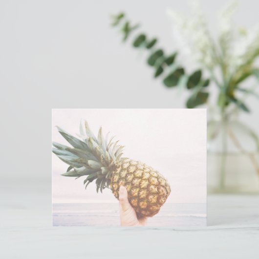 Carte Postale Bonjour ananas (Debout devant)