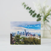 Carte Postale Bonjour de Seattle, Washington. Vue du centre-vill (Debout devant)