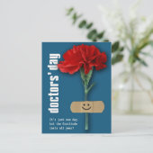 Carte Postale Bonne fête des médecins. Carnation rouge (Debout devant)