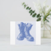 CARTE POSTALE BOOTS DE COMBAT (Debout devant)