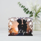 Carte Postale Bordure romantique de fleurs | MERCI (Debout devant)