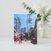 Carte Postale Boston MA - Quincy Market (Debout devant)