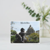 Carte Postale botero (Debout devant)