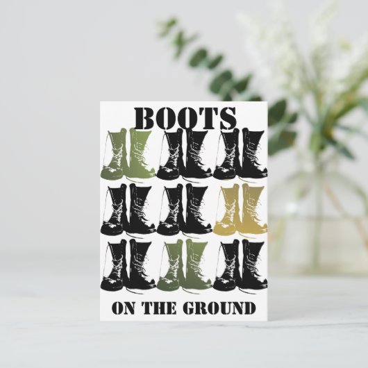 Carte Postale Bottes au sol (Debout devant)