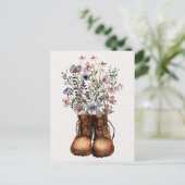 Carte Postale Bottes de Randonnée Fleur sauvage violet à l'extér (Debout devant)