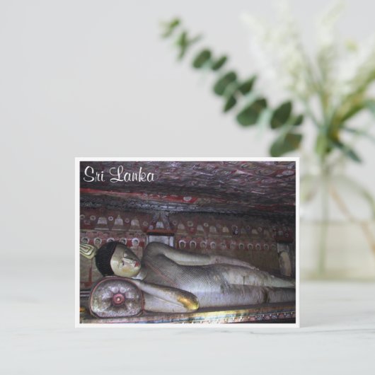 Carte Postale bouddha grotte dambulla (Debout devant)