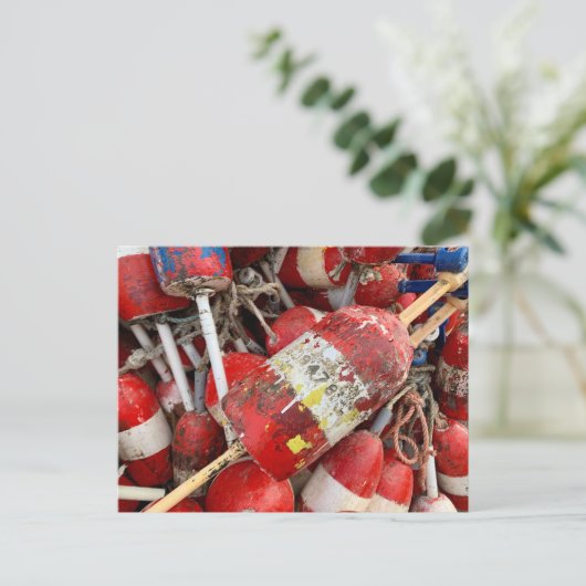 Carte postale Bouées (Debout devant)