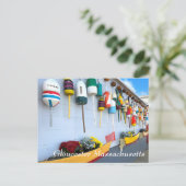 Carte Postale Bouées de homard sur un bâtiment à Gloucester MA (Debout devant)